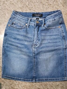 Judy Blue Denim Skirt - Light Blue Wash